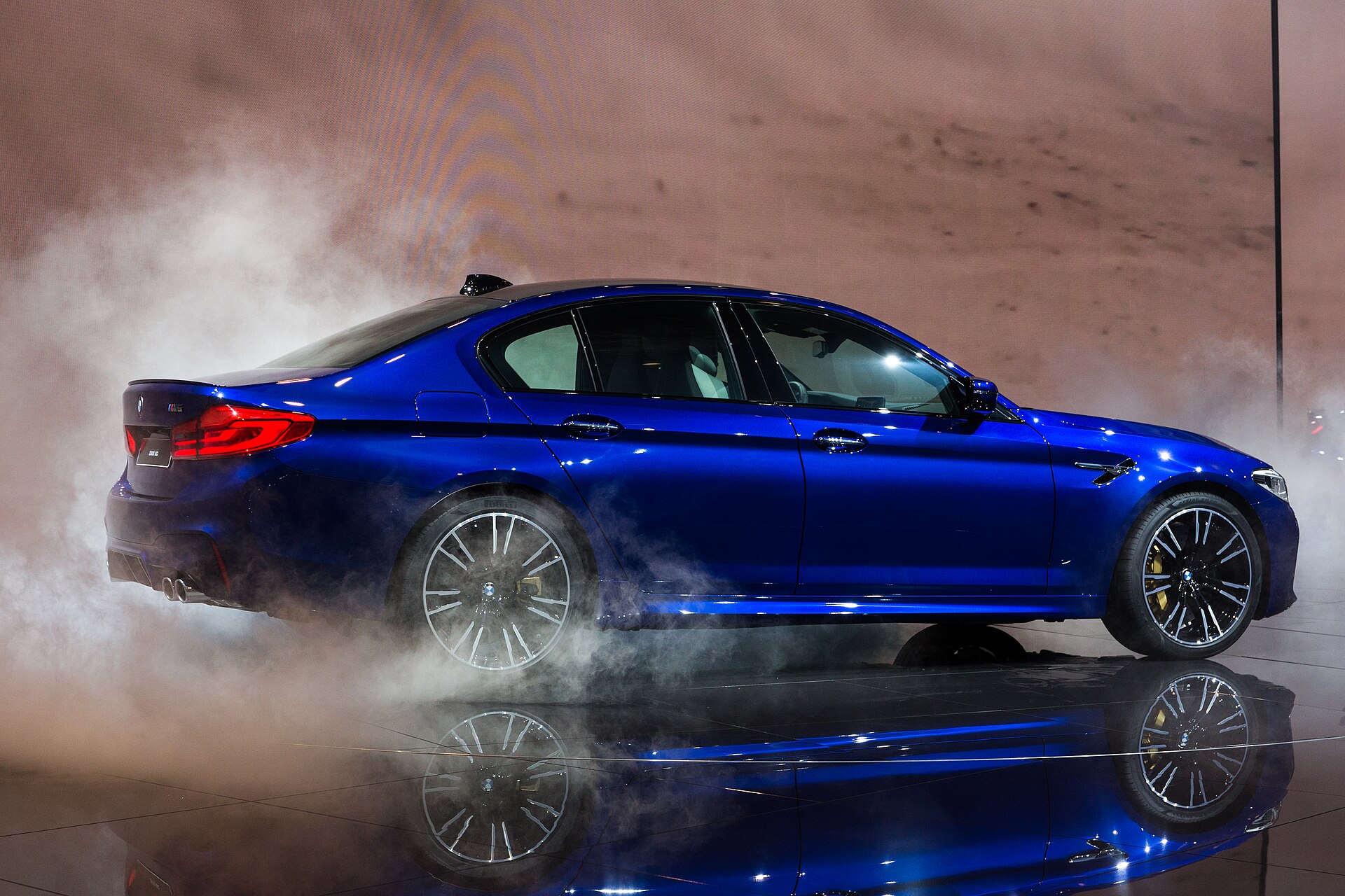 BMW M5 (E28) — Germany → USA cost guide