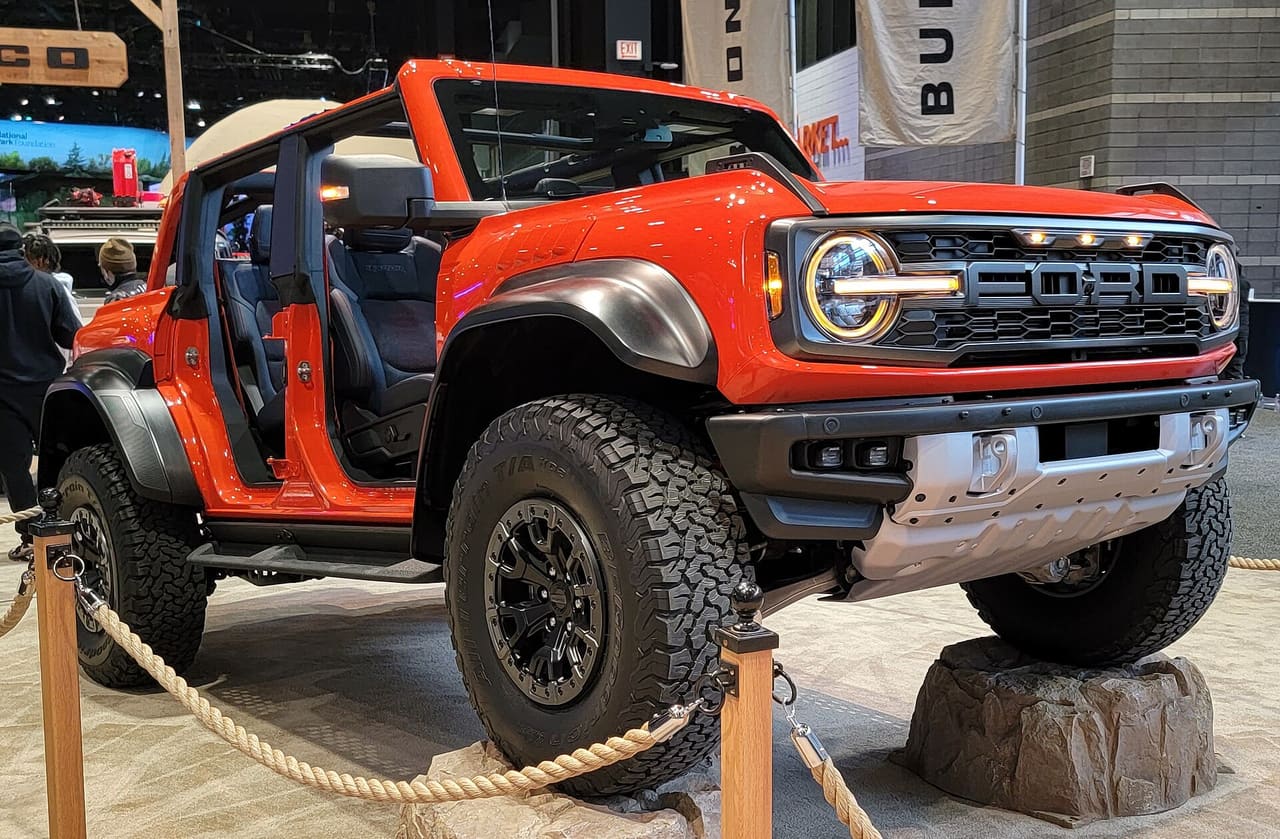 Ford Bronco — USA → Australia cost guide