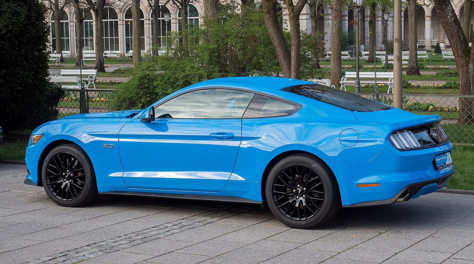 Ford Mustang GT — USA → Japan cost guide