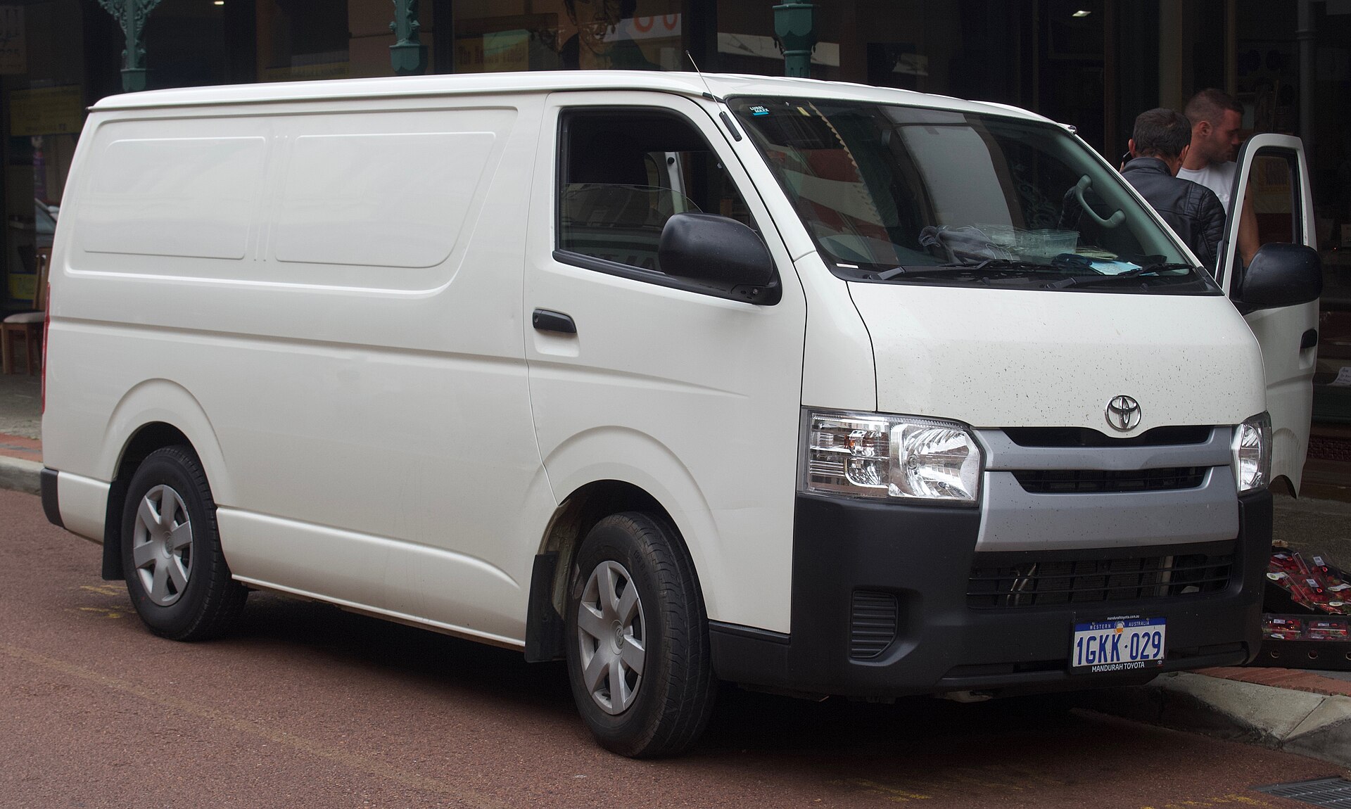 Toyota HiAce — Japan → USA cost guide